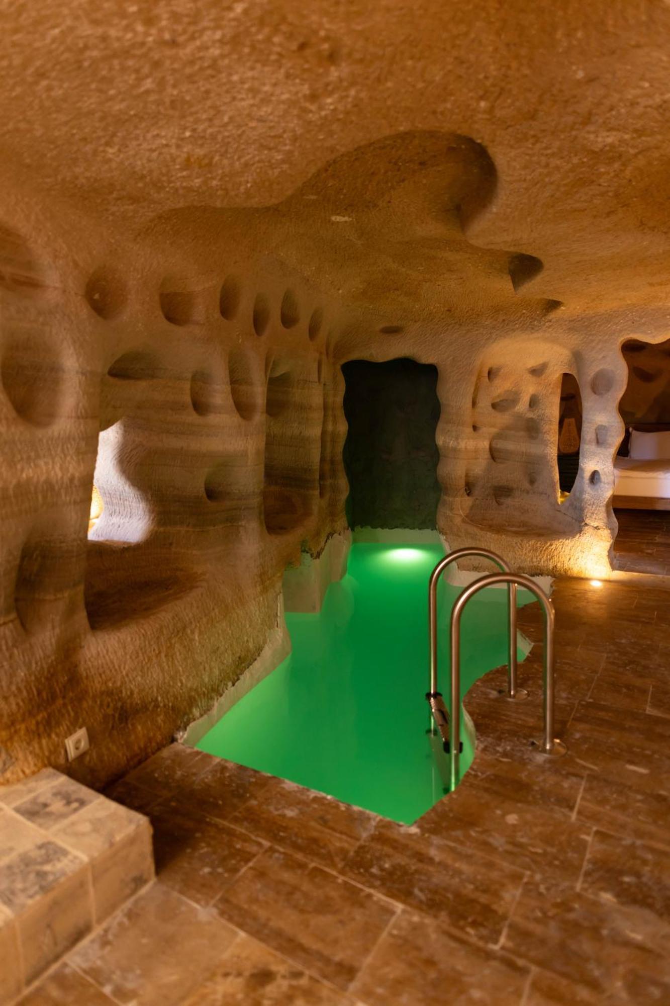 Olenda Premium Cappadocia Hotel Üchisar Bagian luar foto